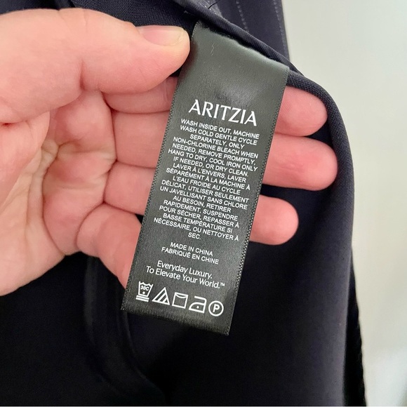 Aritzia Wilfred New Power Blazer Navy Blue Pinstripe Size 12 - Picture 11 of 12